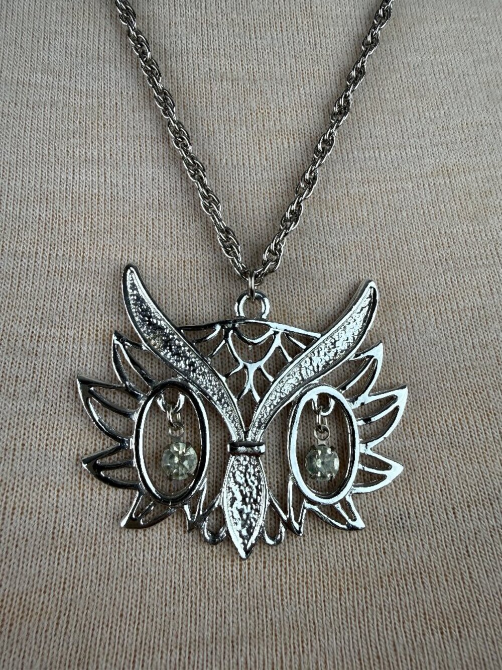 Vintage Owl Head Pendant w/ Dangling Rhinestones 23"